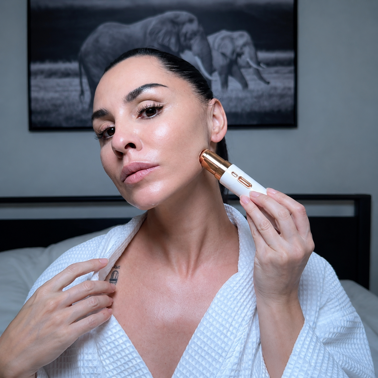 Rose Lume™ Facial Hair Remover